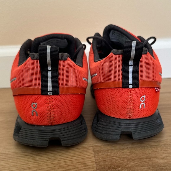 On Orange Cloud 5 Waterproof Sneakers - Picture 8 of 10